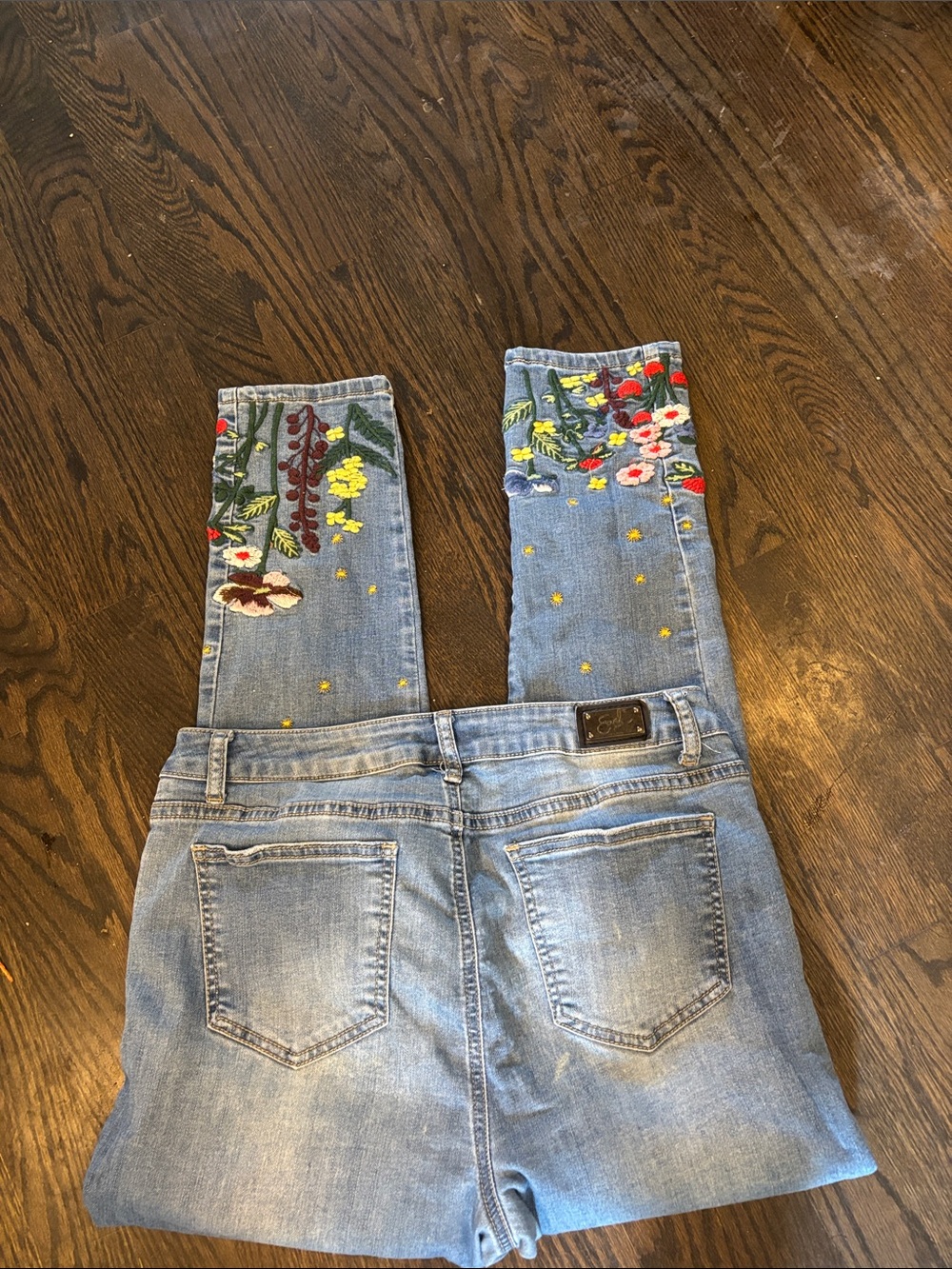 Earl Jeans Light Blue Jeans with Floral Embroidery - Picture 5 of 7